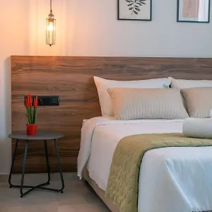 https://brand-new-suite-no3.rethymnohotels.net